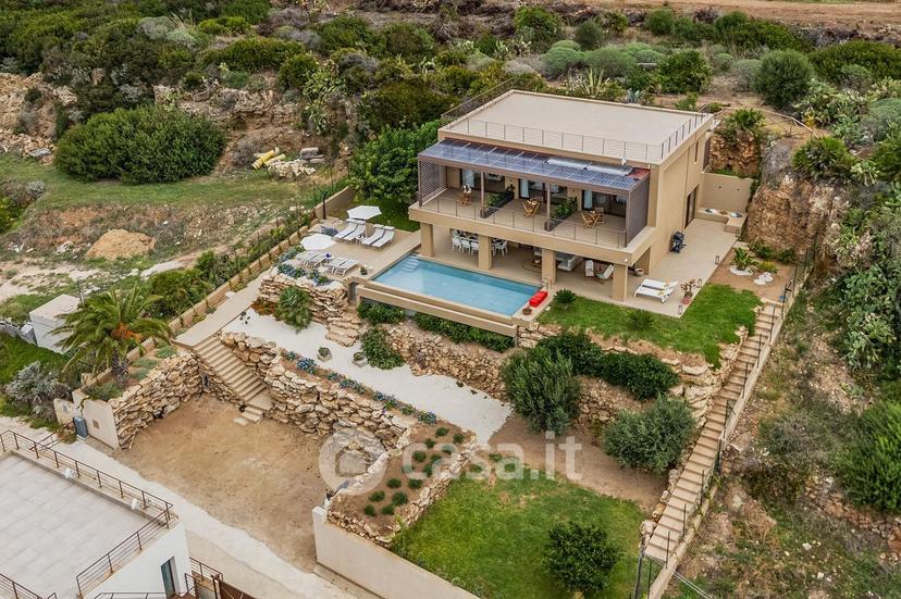 Villa in Via Caio Duilio — foto 40 di 45