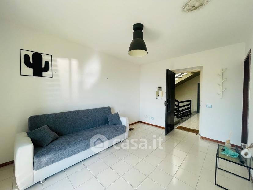 Bilocale in Via Antonello da Messina — foto 2 di 19