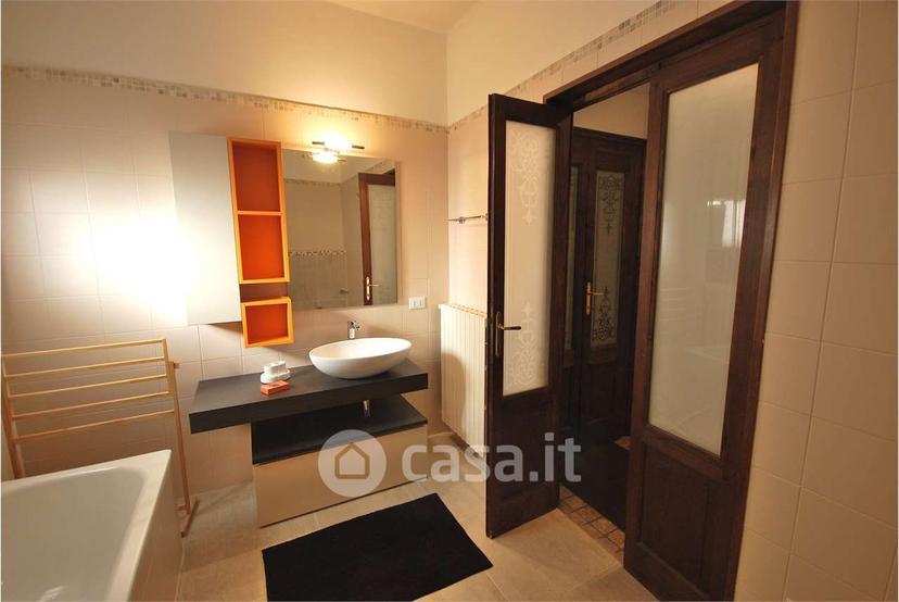 Trilocale in Via Fratelli Rosselli — foto 71 di 71