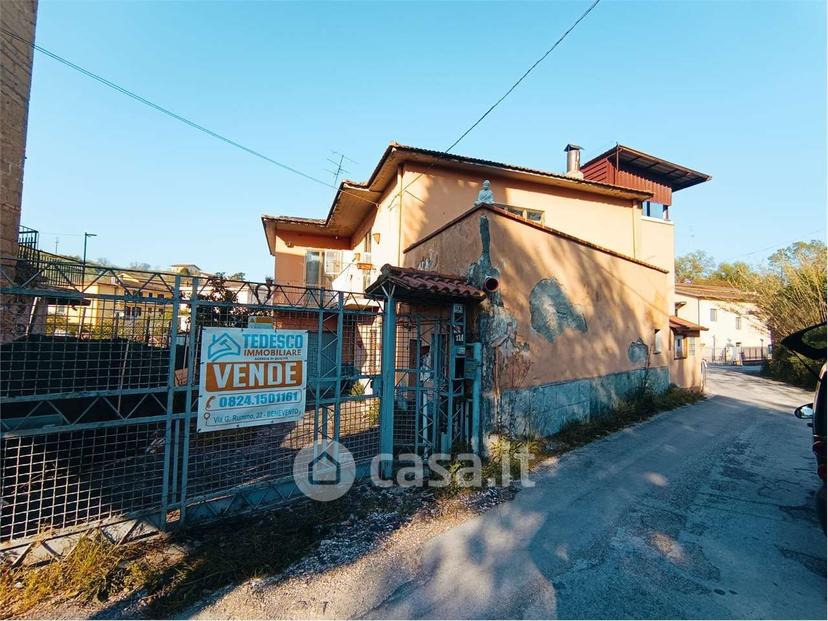 Villa in Via Paolo VI Papa — foto 30 di 33