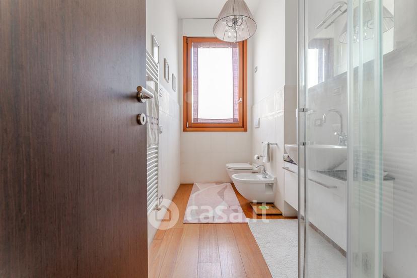 Quadrilocale in Viale Premuda 27 — foto 4 di 43