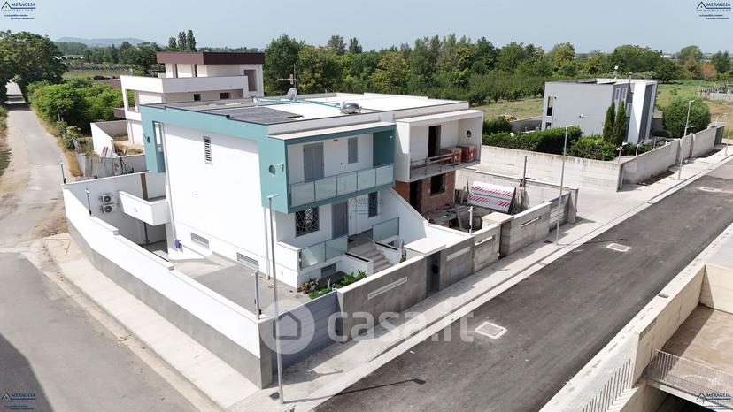 Villa in Via della Repubblica — foto 4 di 31