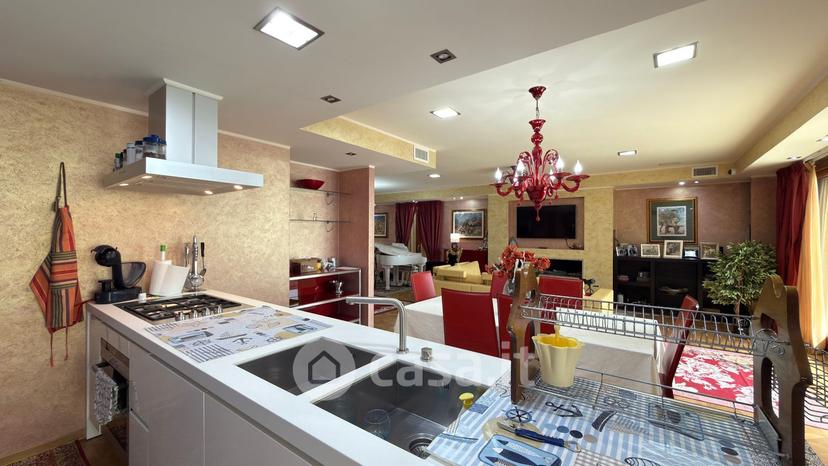 Villa in Via Leonardo da Vinci 19 — foto 43 di 49