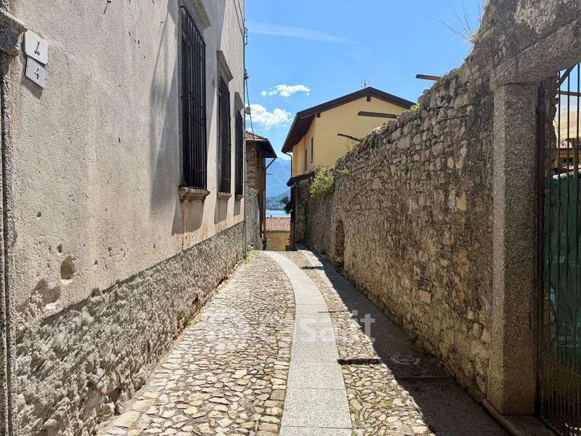 Bilocale in Via Monticelli — foto 9 di 22