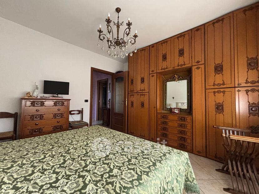Villa in Via Vittorio Veneto 20 — foto 13 di 78