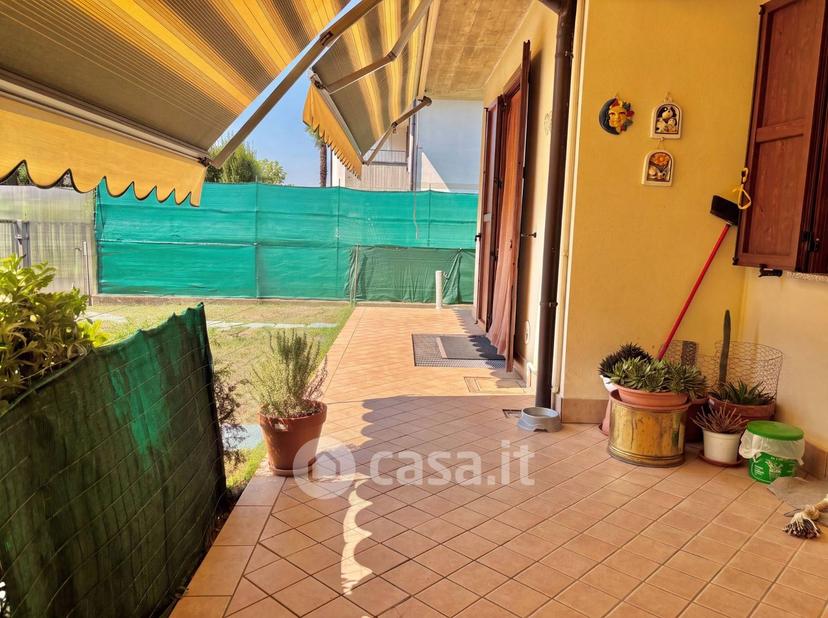 Trilocale in Via Papa Giovanni XXIII 14 — foto 42 di 47