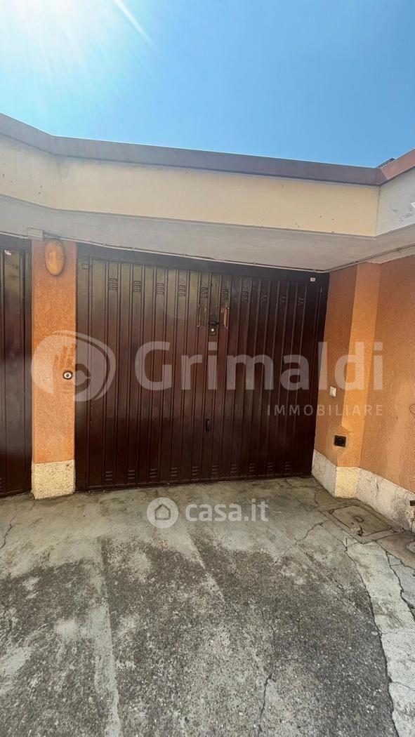 Quadrilocale in Via Cassolnovo 7 — foto 26 di 35