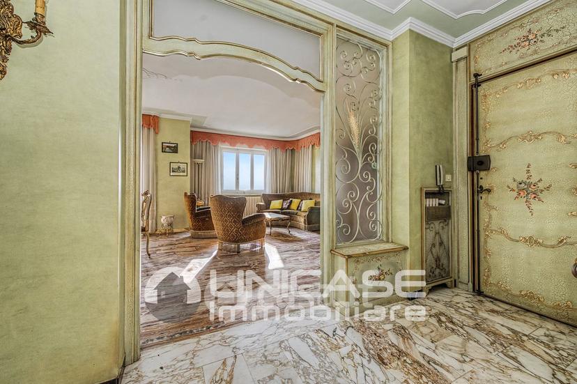 Appartamento in Piazza Vittorio Veneto 44 — foto 3 di 49