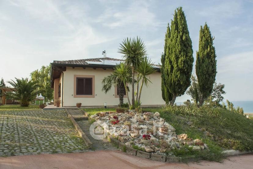 Villa in Contrada Montebello — foto 25 di 53