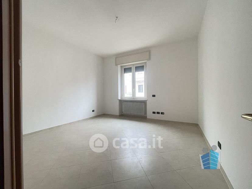 Trilocale in Via Filippo Turati — foto 9 di 20