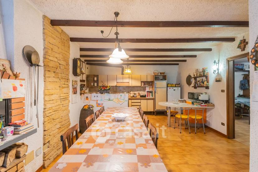 Villa in Via Gianni Rodari 69 — foto 58 di 73