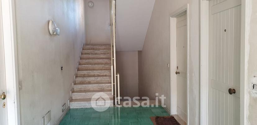 Trilocale in Via Livorno — foto 20 di 24