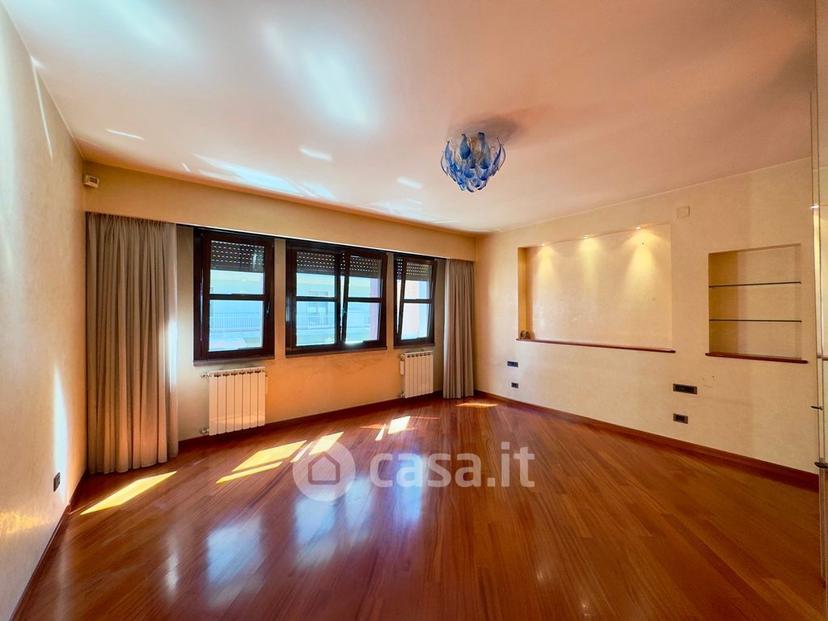 Appartamento in Viale Monsignor Secondo Bologna — foto 12 di 59