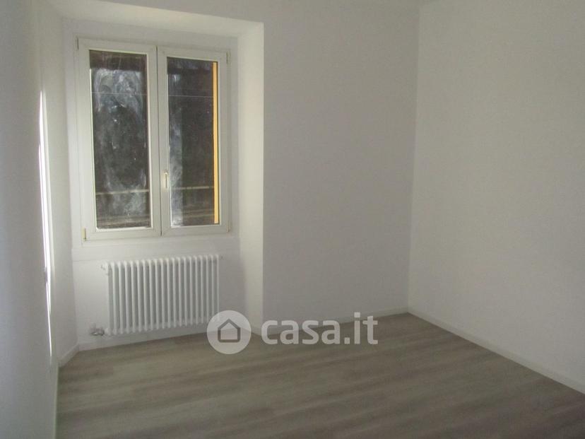 Trilocale in Via Monte Nero 26 — foto 2 di 29
