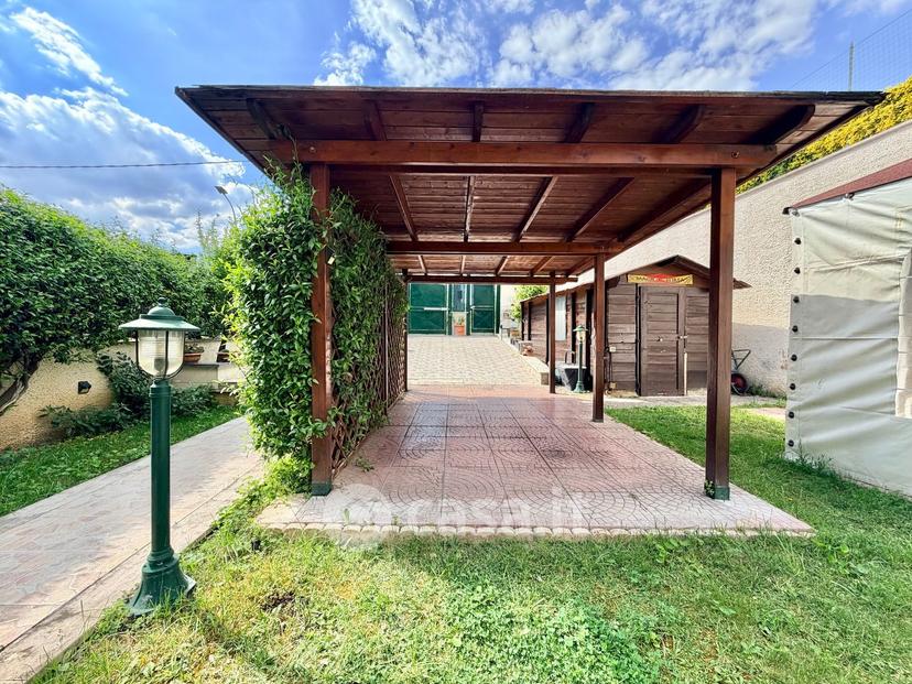 Villa in Via Lago di Como 22 — foto 38 di 82