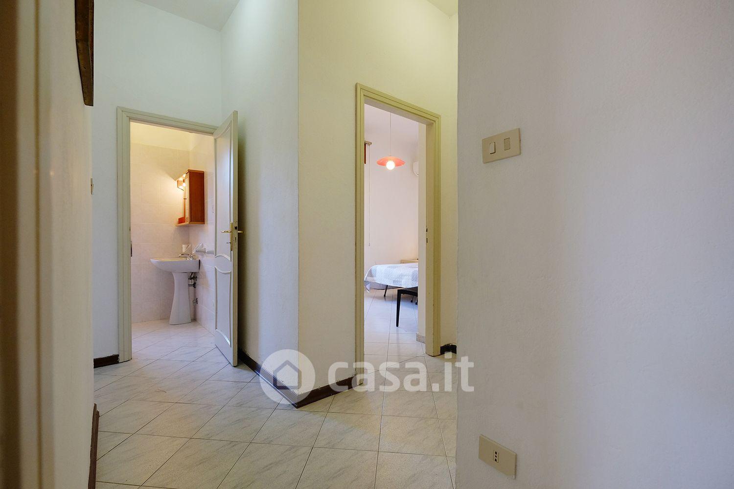 Villa in Viale delle Pleiadi 11
