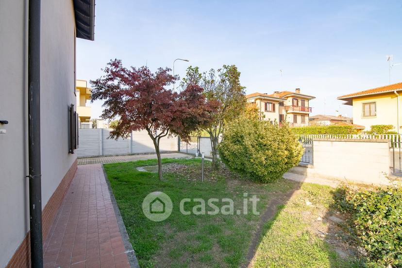 Villa in Via Bruno Buozzi — foto 12 di 42