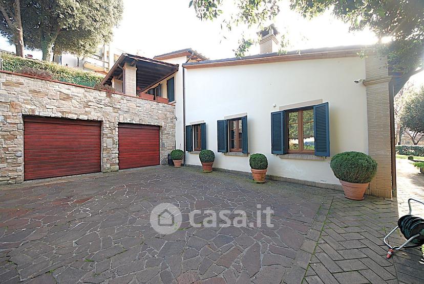 Villa in Viale dei Pini — foto 32 di 80
