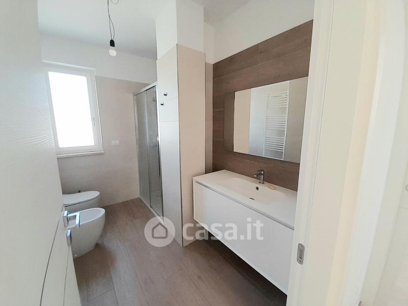Appartamento in Via Mario Ronzini