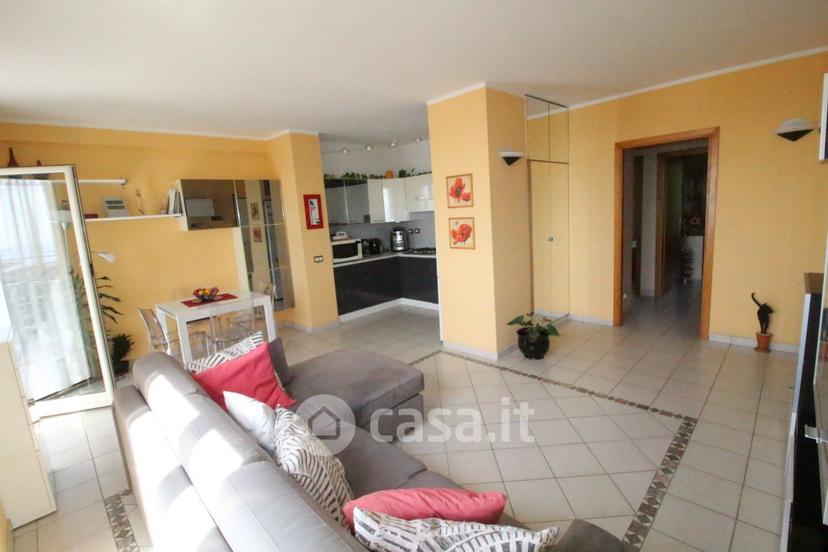 Trilocale in Via Evasio Montanella 118 — foto 15 di 31