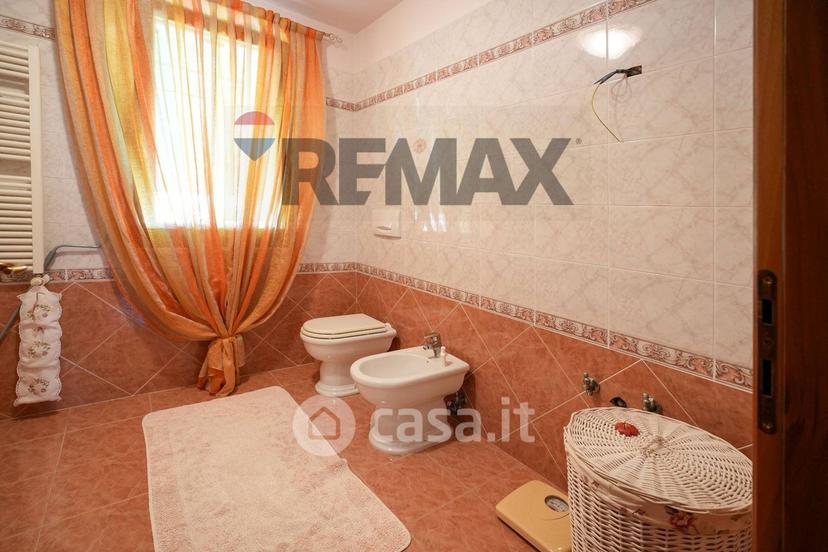 Villa in Via San Giovanni Bosco 1 — foto 9 di 30