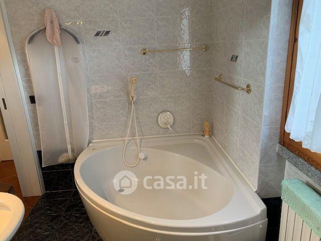 Trilocale in Via Rompiano — foto 17 di 39
