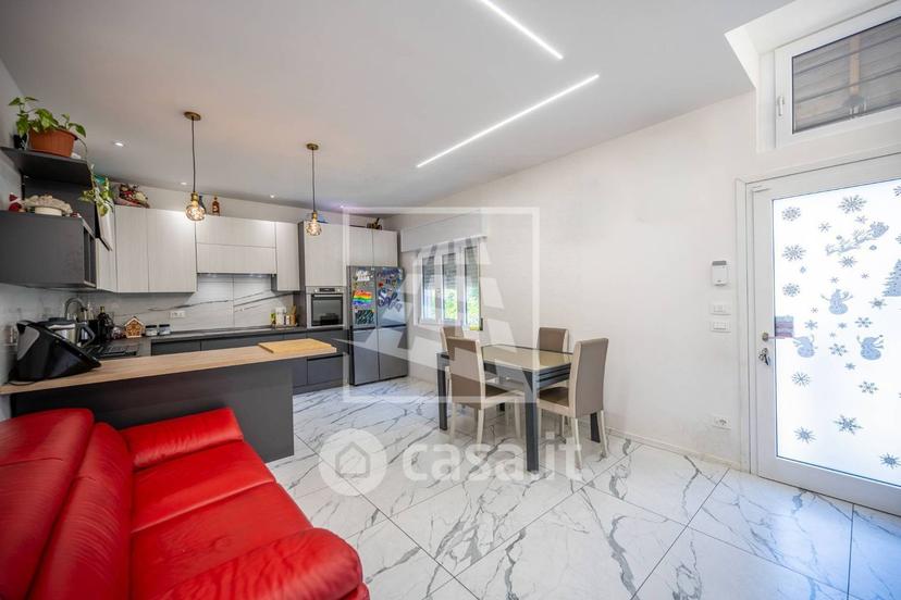 Quadrilocale in Via 12 Giugno — foto 23 di 30