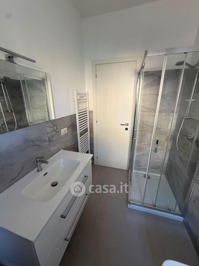 Bilocale in Via Puglie 25 — foto 10 di 29