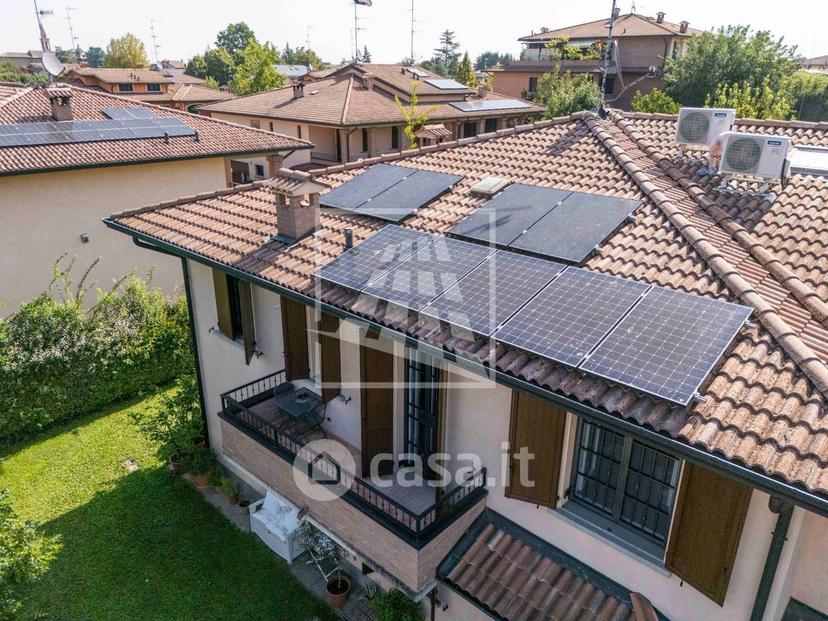 Villa in Via Gianni Rodari 16 — foto 26 di 89