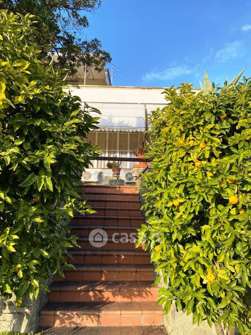 Villa in Via degli Arrighi 2 — foto 4 di 95