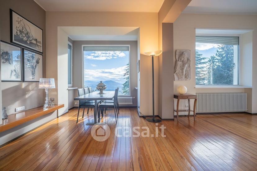 Villa in Via Adua 5 — foto 22 di 31