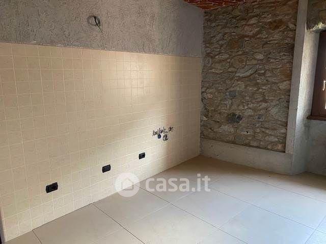 Trilocale in Via Caduti della Libertà 1 — foto 19 di 30