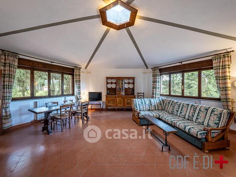 Villa in Strada Statale 439 Sarzanese Valdera 18 — foto 113 di 131