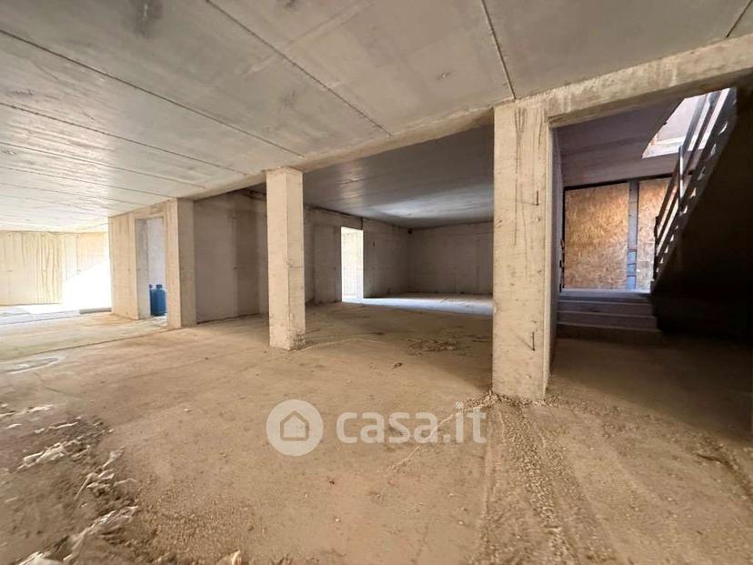 Quadrilocale in Via Taddei de Mauris 39 — foto 29 di 34