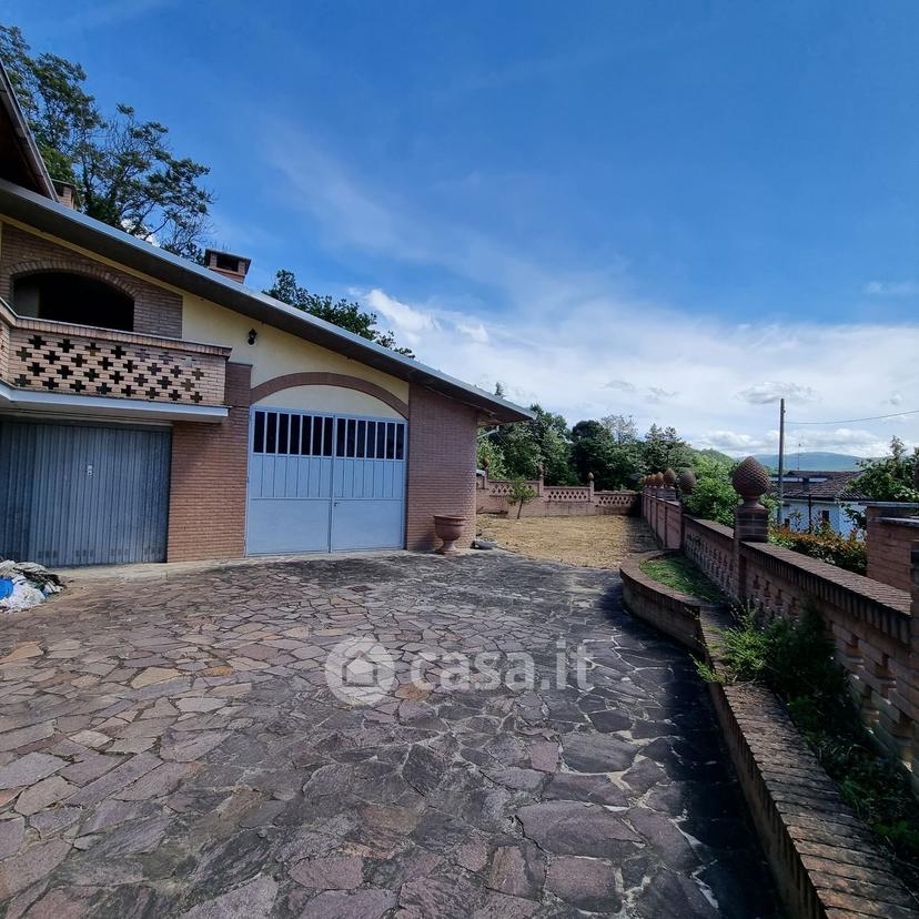 Villa in Via Alessandro Manzoni 32 — foto 52 di 63