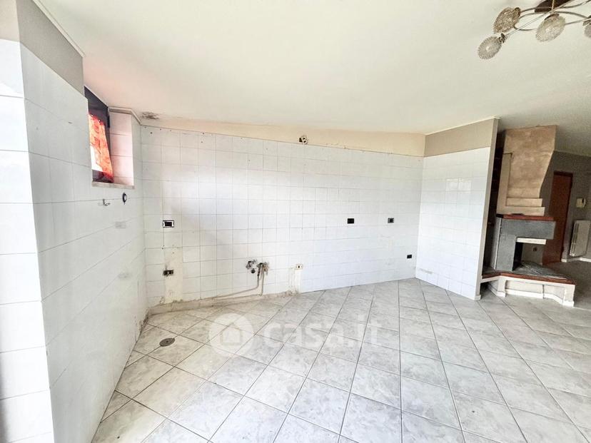 Trilocale in Via Gioacchino Pedicini — foto 14 di 28
