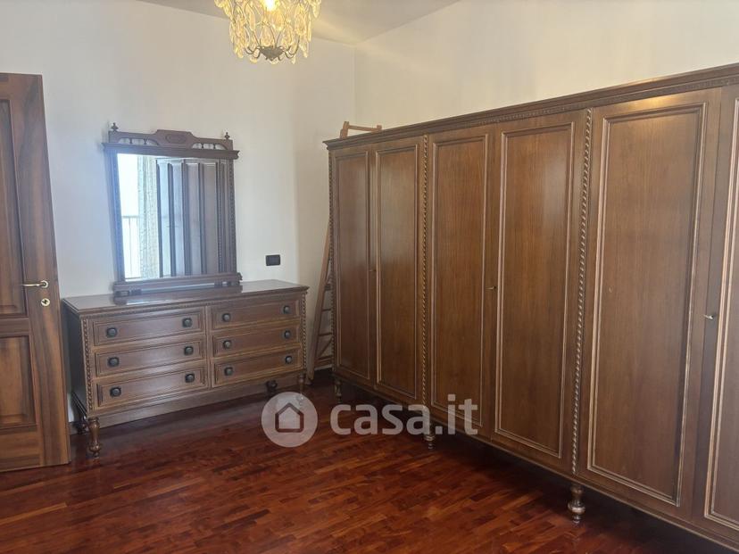 Trilocale in Via Aquileia — foto 16 di 30