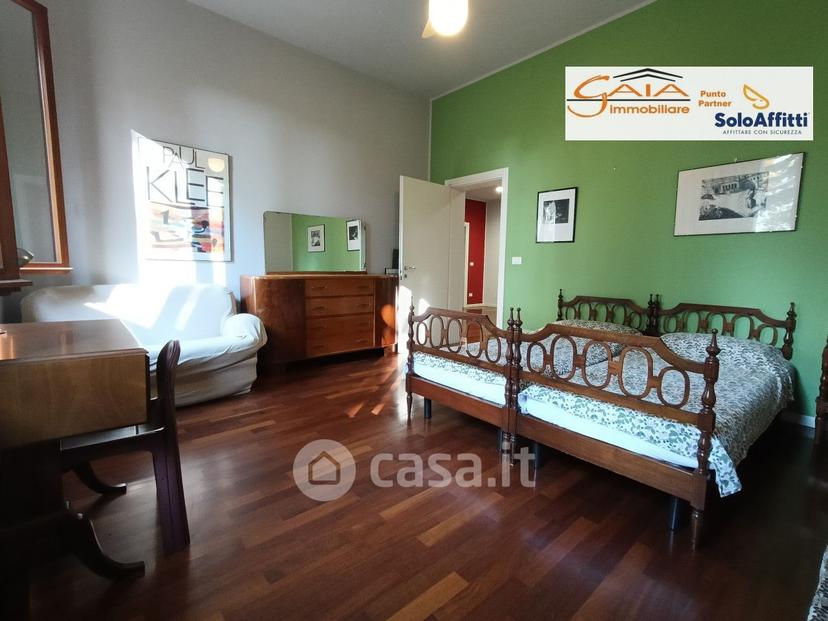Villa in Via A. Gramsci 46 — foto 39 di 53