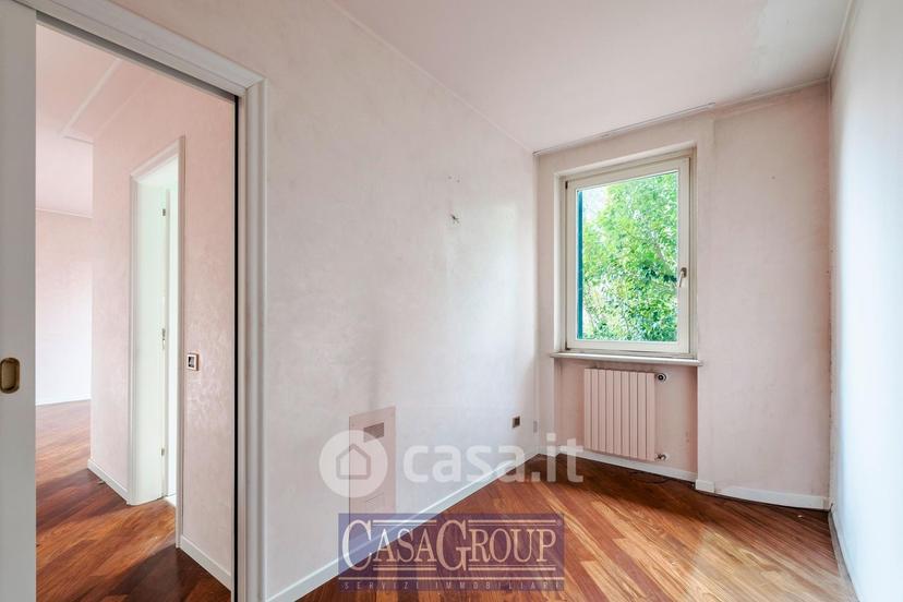 Villa in Via Enrico Fermi — foto 19 di 31