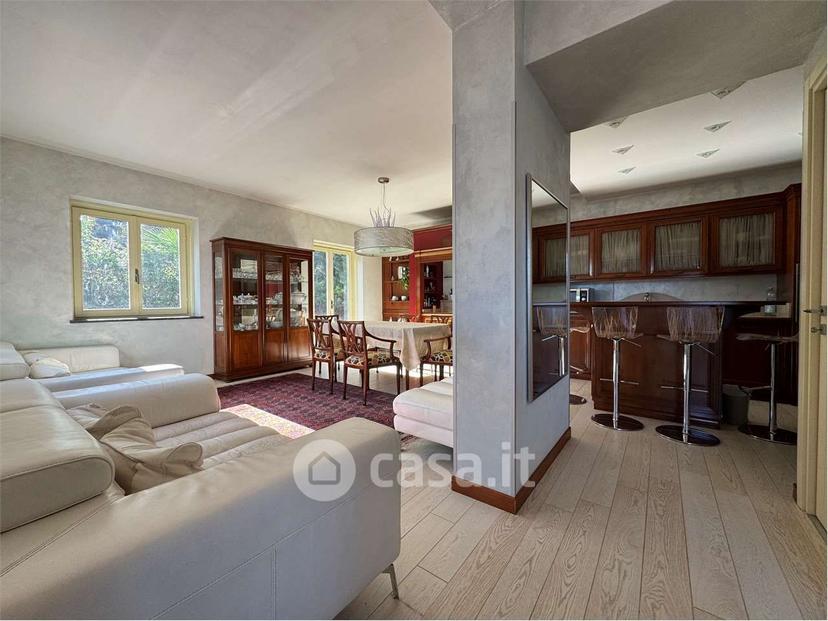 Villa in Ss33 del Sempione 67 — foto 42 di 60