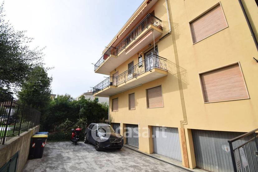 Quadrilocale in Via Cesare Battisti 63 — foto 24 di 31