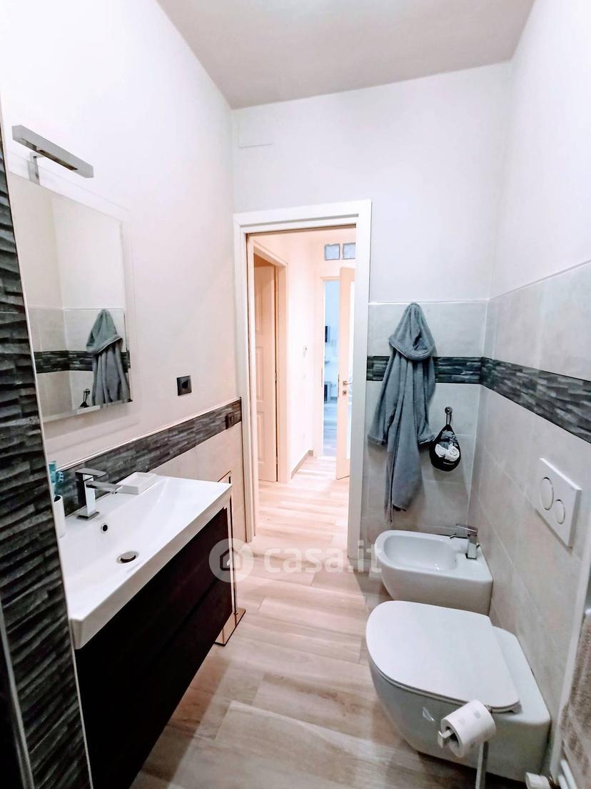 Trilocale in Viale del Tirreno 50 — foto 6 di 10