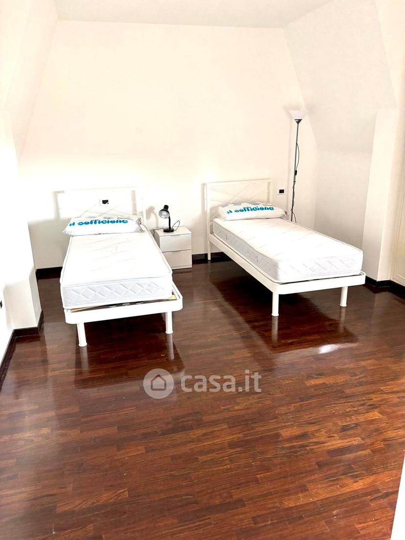 Appartamento in Via Torrioni — foto 7 di 16