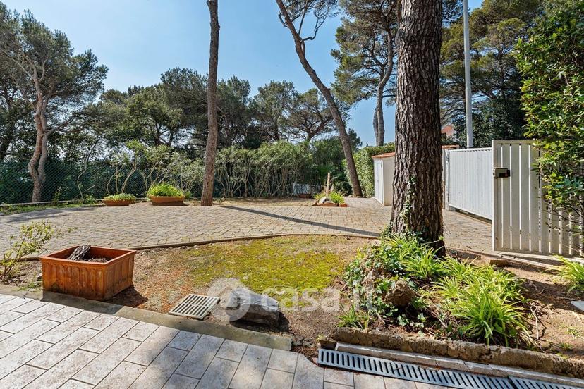 Villa in Via del Glicine 2 — foto 34 di 41