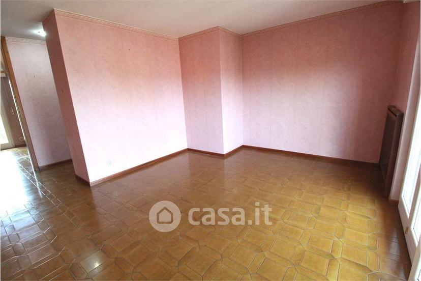 Quadrilocale in Via Fara 31 — foto 14 di 39