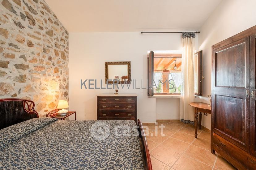 Villa in Via San Pietro — foto 20 di 36