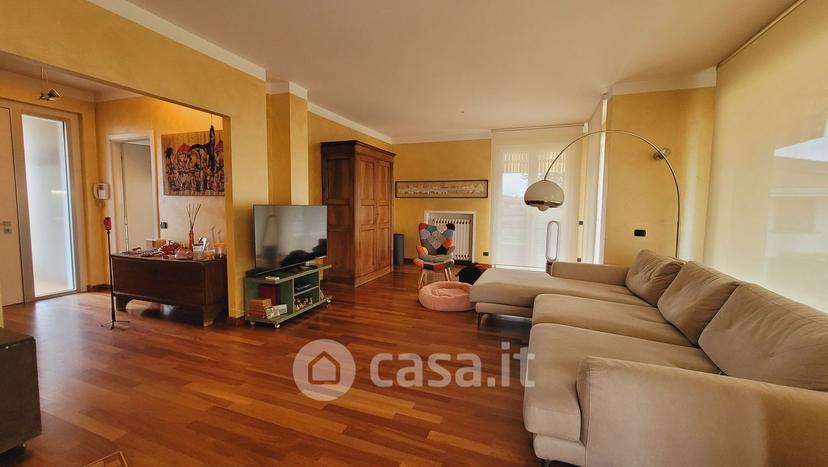 Villa in Via Cesare Pavese — foto 11 di 67