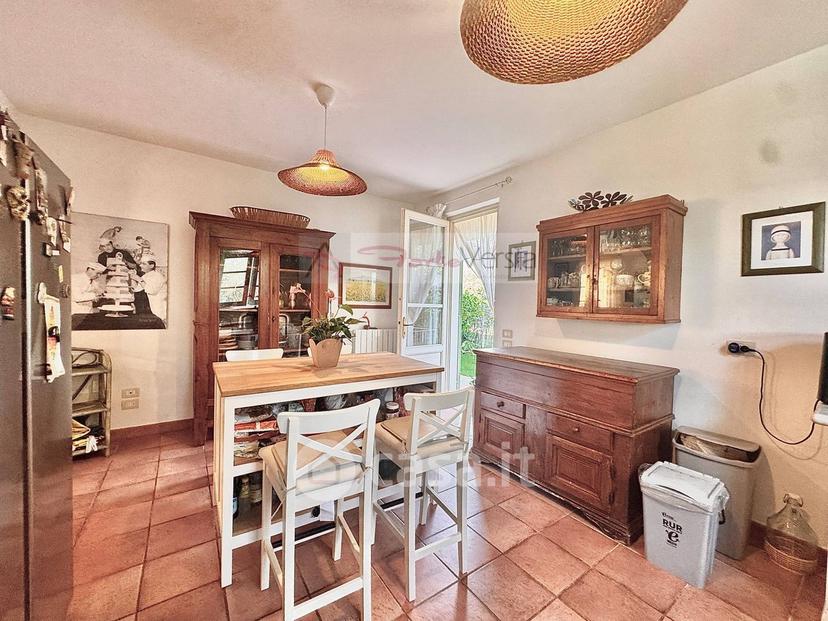 Villa in Via Alpi Apuane — foto 31 di 44