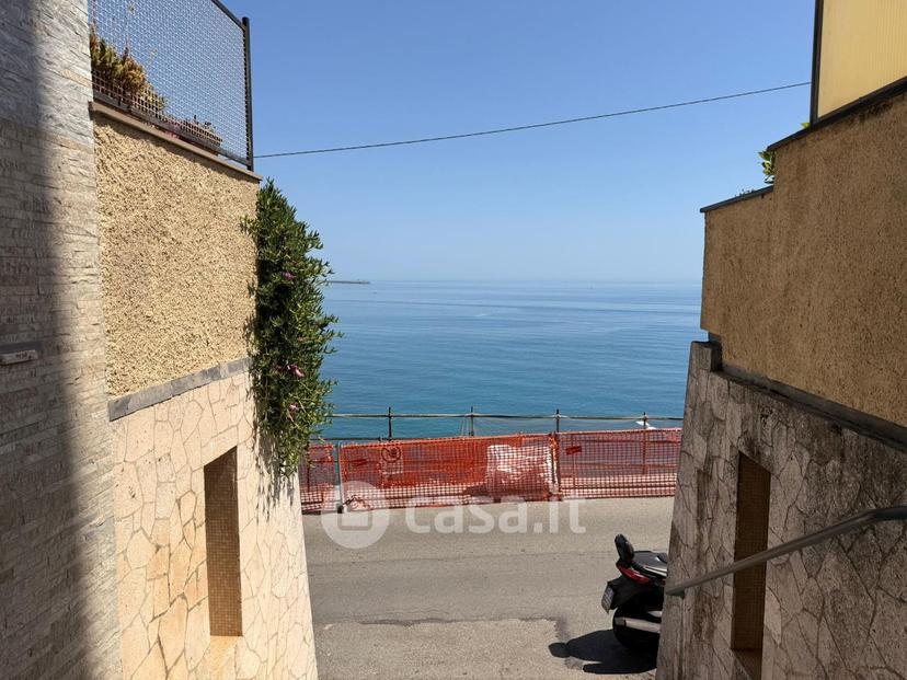 Quadrilocale in Via Romana di Voltri 1 — foto 5 di 61