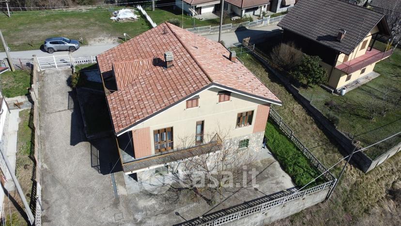 Villa in Via Bricco Broncio — foto 2 di 25